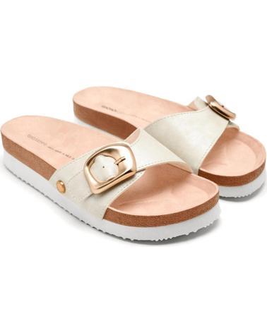 SANDÁLIAS GIOSUE COM FIVELA DECORATIVA PRATEADA PARA MULHER PLATA
