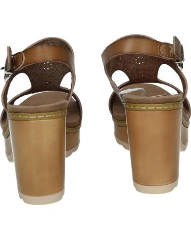 REFRESH SANDALIA DE TACÓN CON PLATAFORMA Y DISEÑO FLORAL EN TAUPE TAUPE