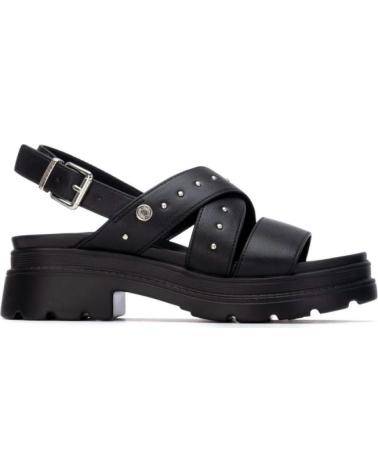 REFRESH SANDALIAS REFRESH 175156 CON TIRAS CRUZADAS Y TACHUELAS NEGRO