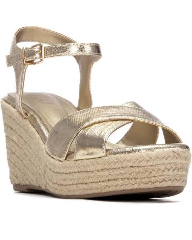 XTI SANDALIA CON CUNA Y PLATAFORMA MUJER 145328 COLOR ORO METAL