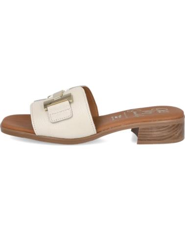 OH MY SANDALS OH MY SANDALS 5890 SANDALIAS DESTALONADAS TACÓN BAJO CON ADORNO METÁLICO HIELO