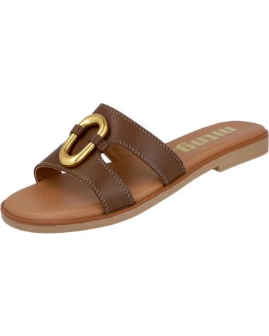 MTNG SANDALIAS PLANAS ALYSA 55635-C59494 CON HEBILLA DECORATIVA MARRON