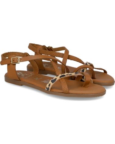 OH MY SANDALS SANDALIAS PLANAS 5807 CON DETALLE DE CADENA ROBLE