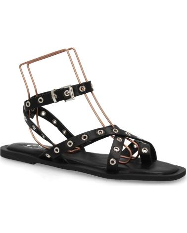 SPORT3PUNTO0 SANDALIA PLANA CON TACHUELAS Y HEBILLA AJUSTABLE VARIOS COLORES