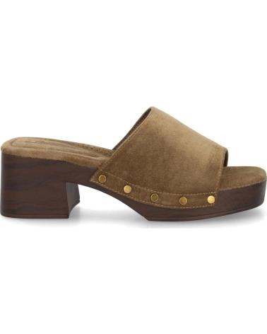 SPORT3PUNTO0 ZUECOS PLATAFORMA ESTILO MADERA CON TACHUELAS VARIOS COLORES