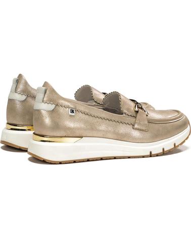 FLUCHOS MOCASINES D9047 EN COLOR PARA MUJER PLATINO