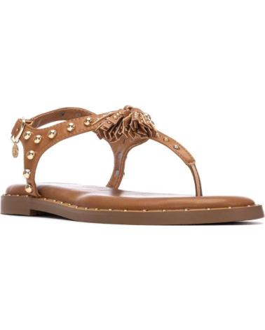XTI SANDALIAS PLANAS XTI 145471 CON TACHUELAS CAMEL