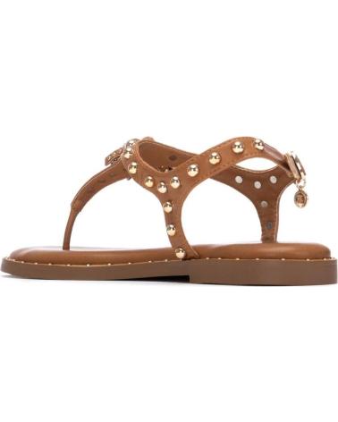 XTI SANDALIAS PLANAS XTI 145471 CON TACHUELAS CAMEL