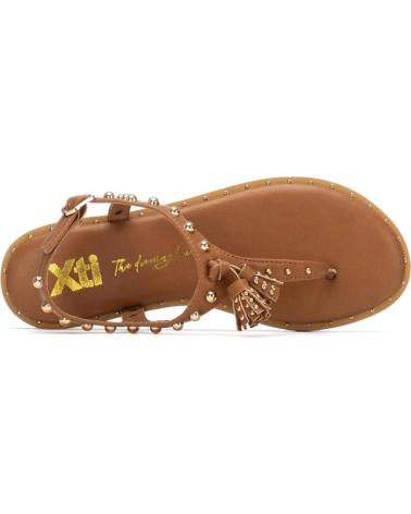 XTI SANDALIAS PLANAS XTI 145471 CON TACHUELAS CAMEL