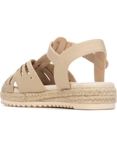 XTI SANDALIA PLATAFORMA CON CALADOS BEIGE