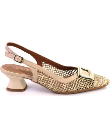 DANIELA VEGA DANIELA VEGA 2801V DESTALONADOS CON HEBILLA Y TEJIDO TEXTURIZADO ARENA