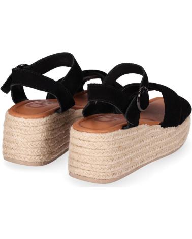 CHIKA10 SANDALIA PIEL CON PLATAFORMA NEW BONITA 11 COLOR NEGRO