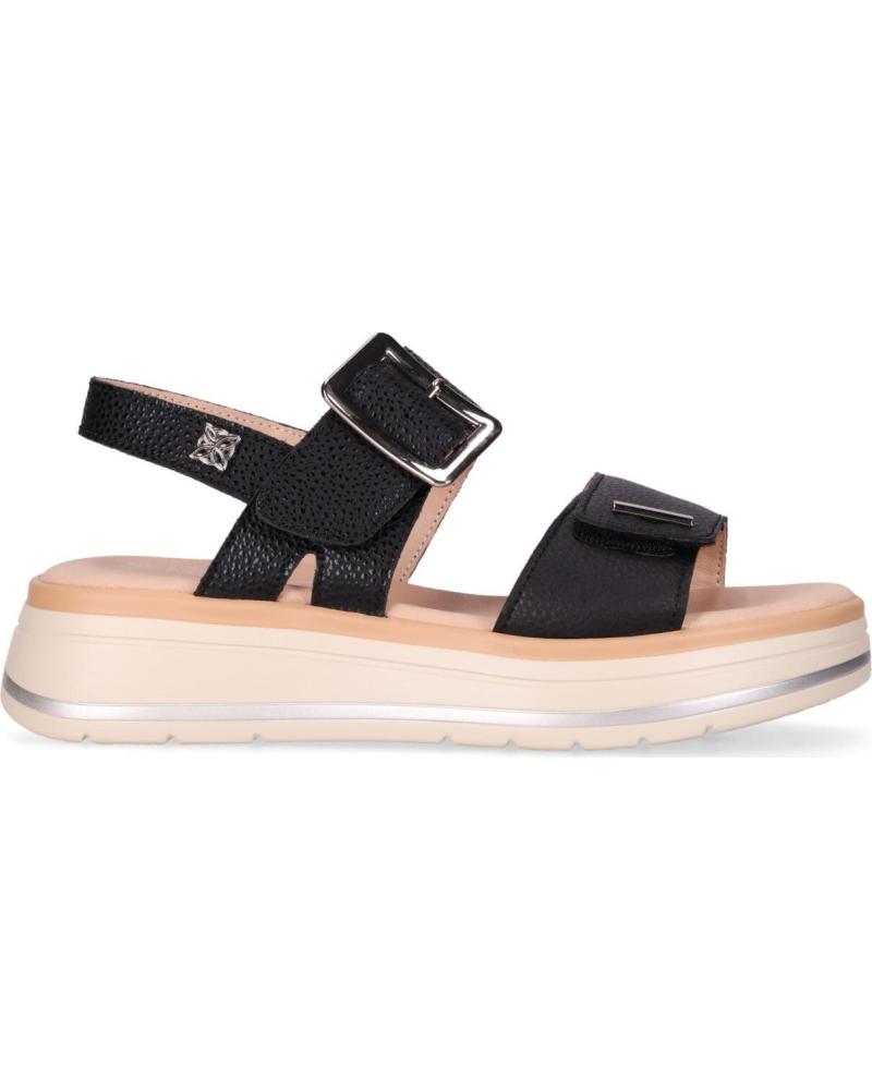 CHIKA10 SANDALIA PLATAFORMA CON HEBILLAS AJUSTABLES NEGRO-BLACK
