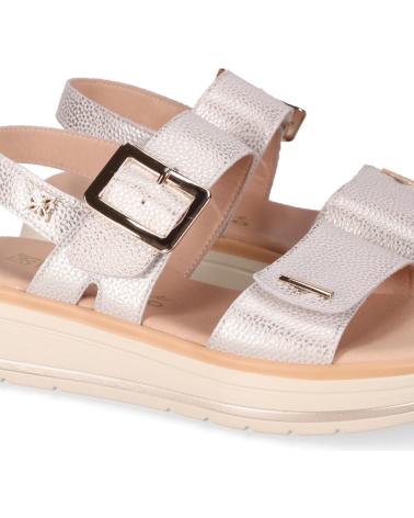 CHIKA10 SANDALIA PLATAFORMA CON HEBILLAS AJUSTABLES PLATINO-LG GOLD