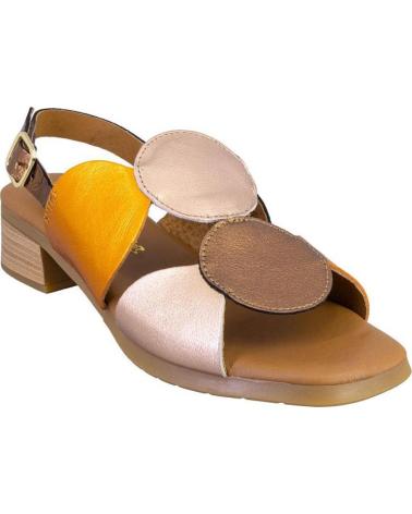 KAOLA SANDALIA KAOLA 2684 CON DETALLES CIRCULARES Y ACABADO METÁLICO BRONCE