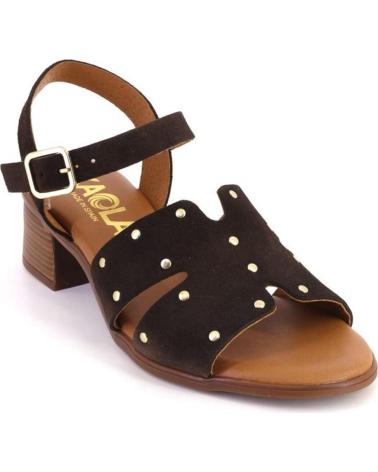 KAOLA SANDALIAS 2736 CON TACHUELAS Y TACÓN BLOQUE MARRON