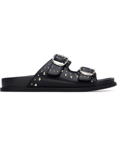 XTI SANDALIAS PLANAS CON HEBILLAS Y TACHUELAS NEGRO