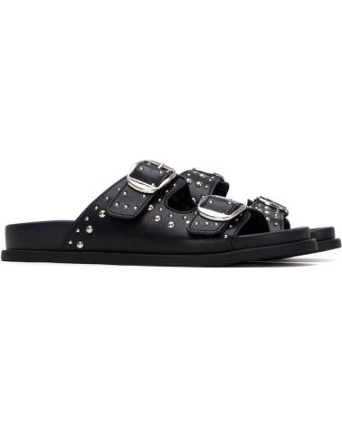 XTI SANDALIAS PLANAS CON HEBILLAS Y TACHUELAS NEGRO