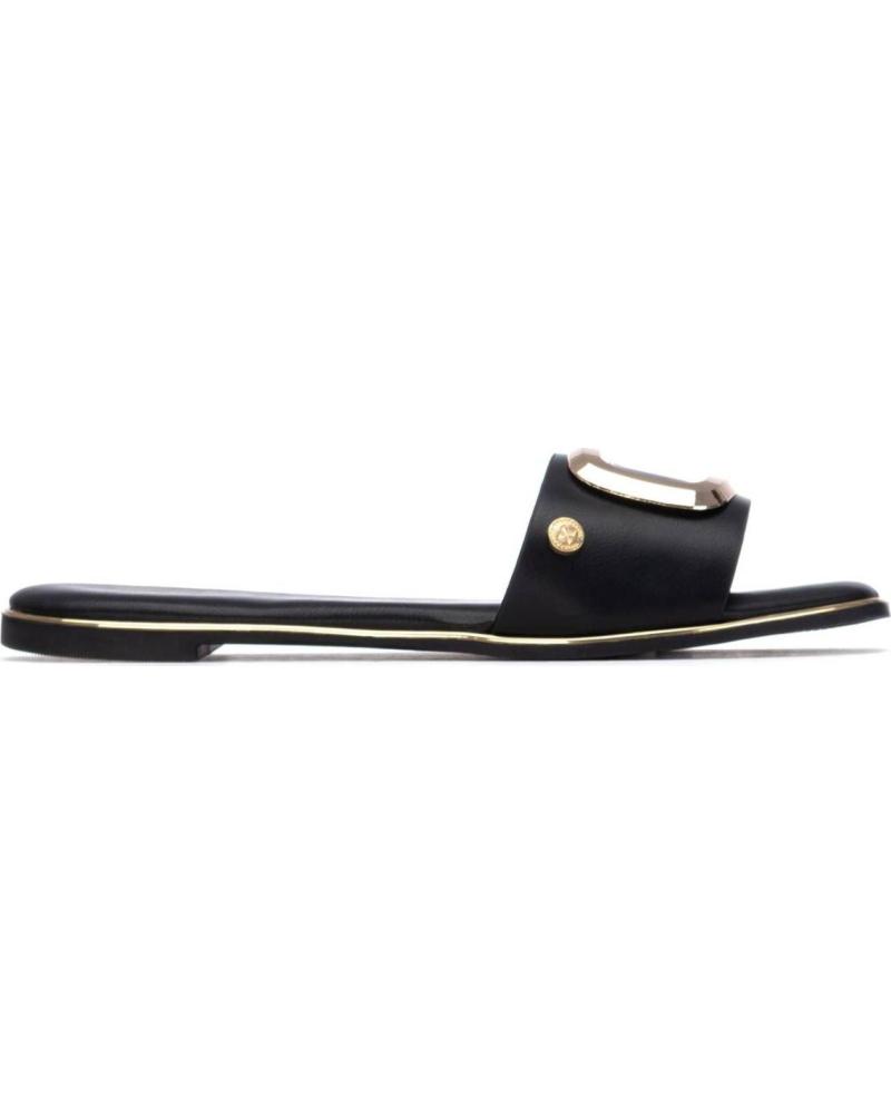 XTI SANDALIA PLANA CON HEBILLA DECORATIVA XTI NEGRO