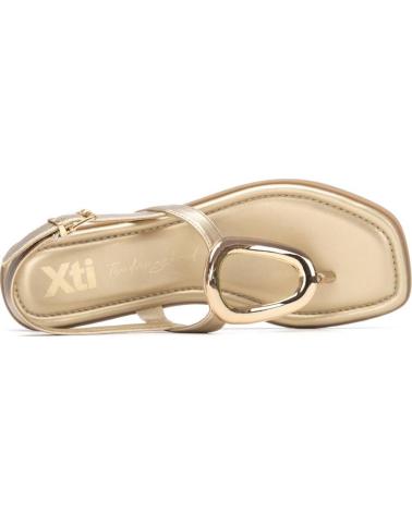 XTI SANDALIAS PLANAS CON DETALLE DE ESLABÓN 145494 ORO