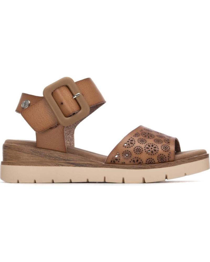 REFRESH SANDALIA REFRESH 175168 CON HEBILLA Y PLATAFORMA TAUPE