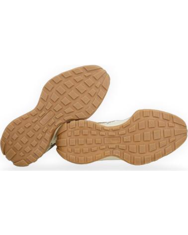 BASKETS URBAINES MODÈLE 41370-675 BEIGE