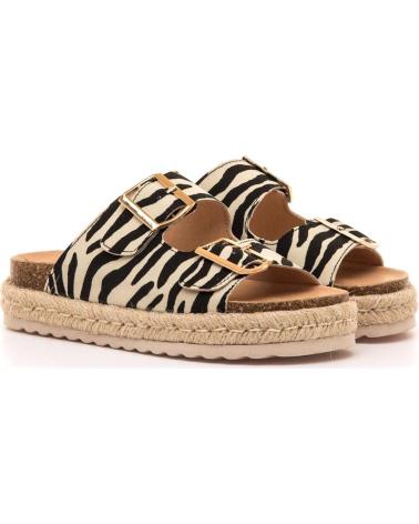 MTNG SANDALIAS PLATAFORMA ESTAMPADO ANIMAL CON HEBILLAS MTNG NEGRO
