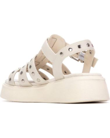 XTI SANDALIAS TACHUELAS TRANSPARENTE