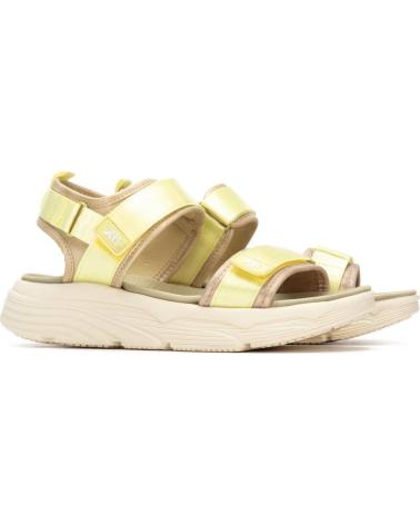 XTI SANDALIA DEPORTIVA CON CIERRE DE VELCRO XTI 145264 AMARILLO
