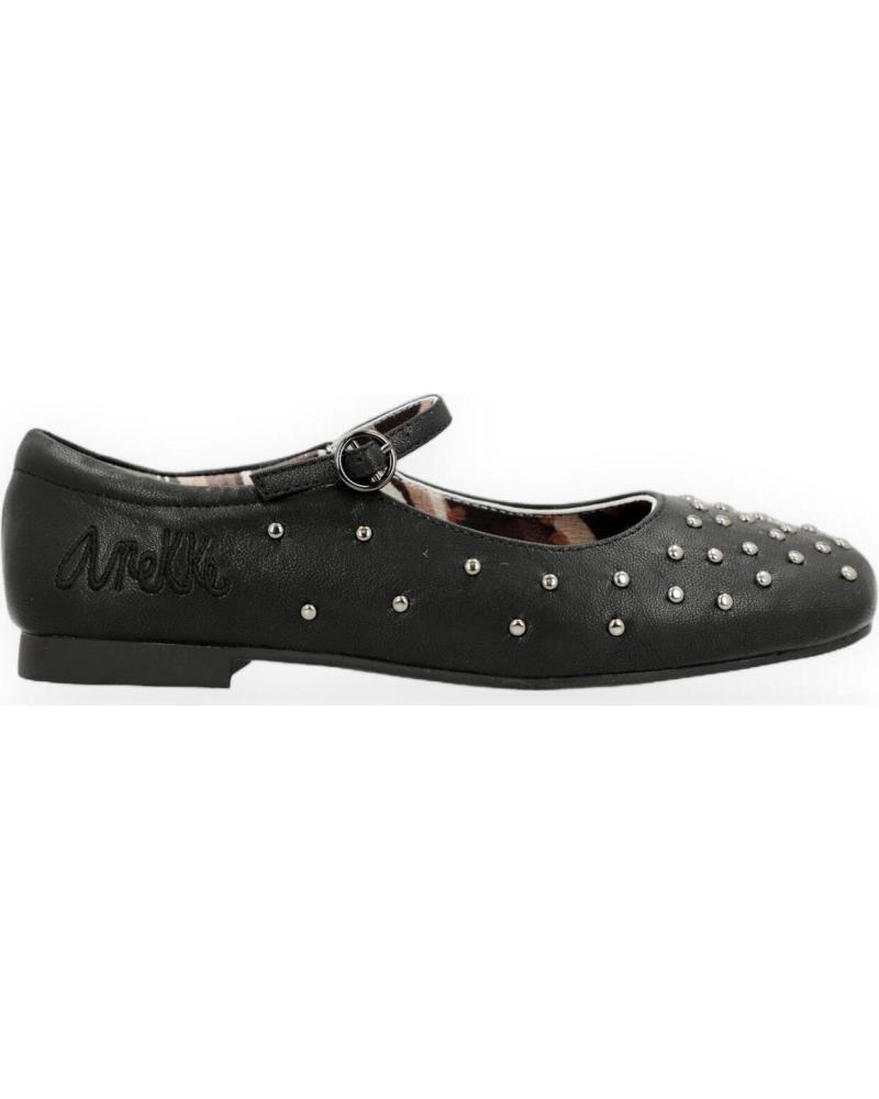 ANEKKE SAPATILHAS COM TACHAS E FECHO DE FIVELA BLACK