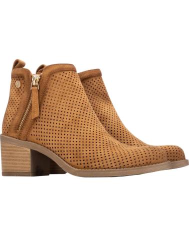 XTI BOTINS 145035 COM DETALHE LATERAL E SALTO BLOCO BEIGE
