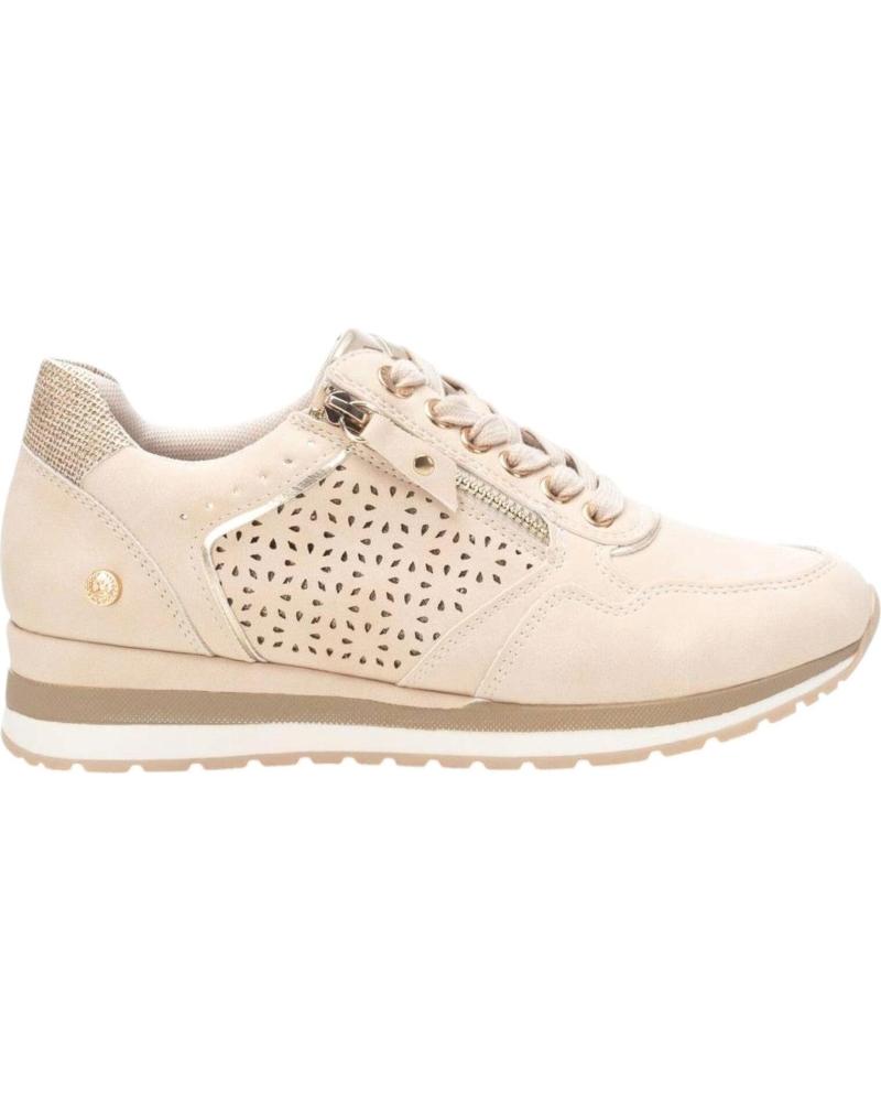 XTI TÊNIS CASUAIS COM DETALHES VAZADOS BEIGE
