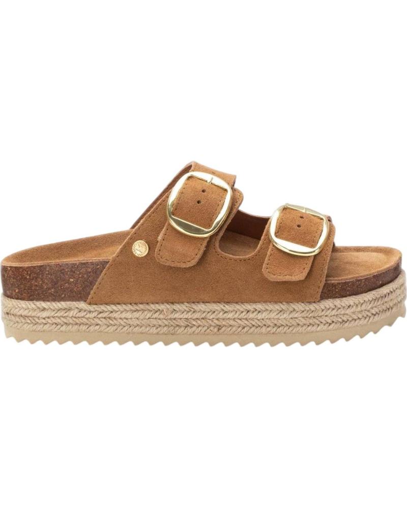 XTI SANDÁLIA DE PLATAFORMA COM FIVELAS XTI 143635 TAUPE