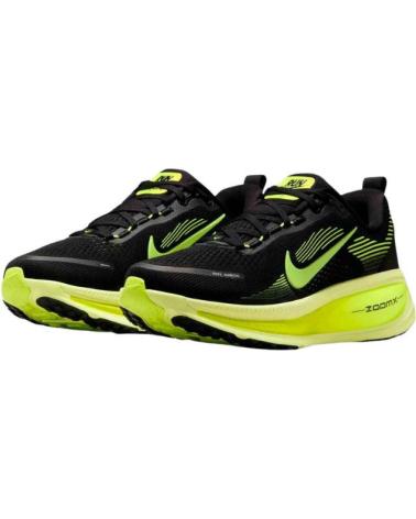 NIKE ZAPATILLAS DEPORTIVO VOMERO 18 NEGRO Y LIMA