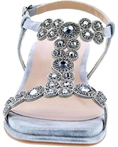 ALMA EN PENA SANDALIAS EN MODELO V2651413 EN TONO PLATA CON PEDRERÍA