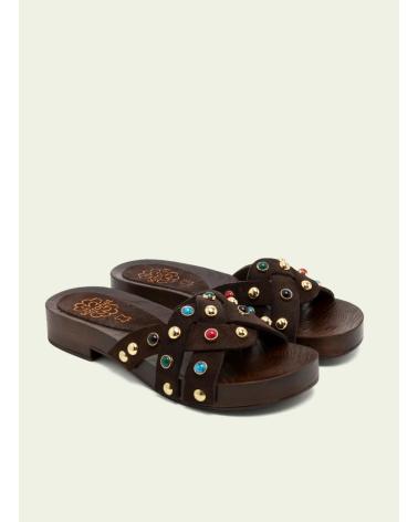 PORRONET SANDALIAS 3286 CON TACHUELAS EN MARRÓN MARRON