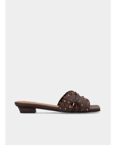 NOA HARMON SANDALIAS PLANAS 10250 EN MARRÓN MARRON