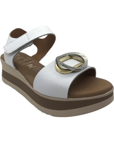 OH MY SANDALS SANDALIA DE PIEL CON PLATAFORMA Y HEBILLA DECORATIVA 5974 BLANCO