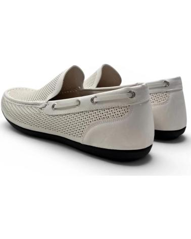 TIMBOS MOCASÍN CÓMODO PICADO PARA HOMBRE BLANCO