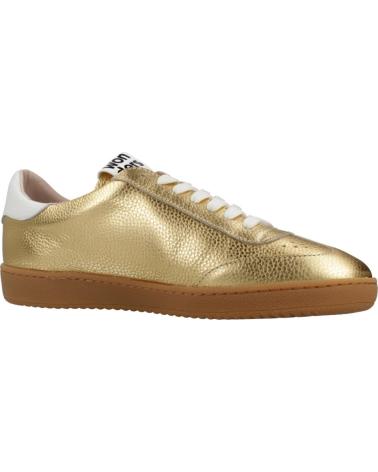 WONDERS ZAPATILLAS AP2001 EN TONO DORADO ORO