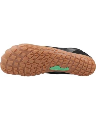 SAGUARO ZAPATILLAS HOMBRE MODELO VITALITY III COLOR NEGRO ABLACK