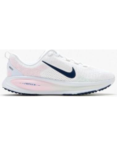 NIKE ZAPATILLAS VOMERO 18 - HQ2157 VARIOS COLORES