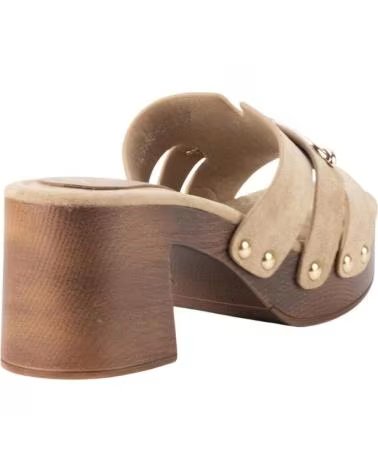 KESLEM SANDALIA HLG588-510 TAUPE CON TACÓN EFECTO MADERA