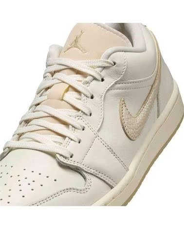 JORDAN ZAPATILLAS AIR 1 LOW SE TEAM GOLD