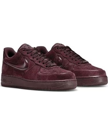 NIKE ZAPATILLAS AIR FORCE 1 07 W BURGUNDY CRUSH EN ROJO PARA MUJER