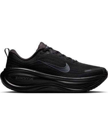 NIKE ZAPATILLAS DE RUNNING VOMERO PLUS BLACK EN NEGRO PARA HOMBRE