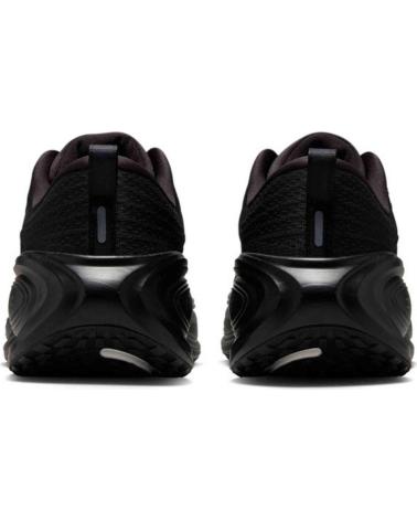 NIKE ZAPATILLAS DE RUNNING VOMERO PLUS BLACK EN NEGRO PARA HOMBRE