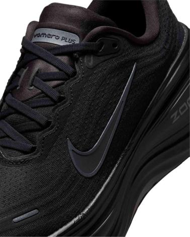 NIKE ZAPATILLAS DE RUNNING VOMERO PLUS BLACK EN NEGRO PARA HOMBRE