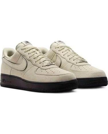 NIKE ZAPATILLAS AIR FORCE 1 07 LIGHT KHAKI EN BEIGE PARA HOMBRE