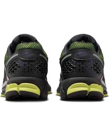 NIKE ZAPATILLAS ZOOM VOMERO 5 LEMON VENOM EN AMARILLO PARA HOMBRE